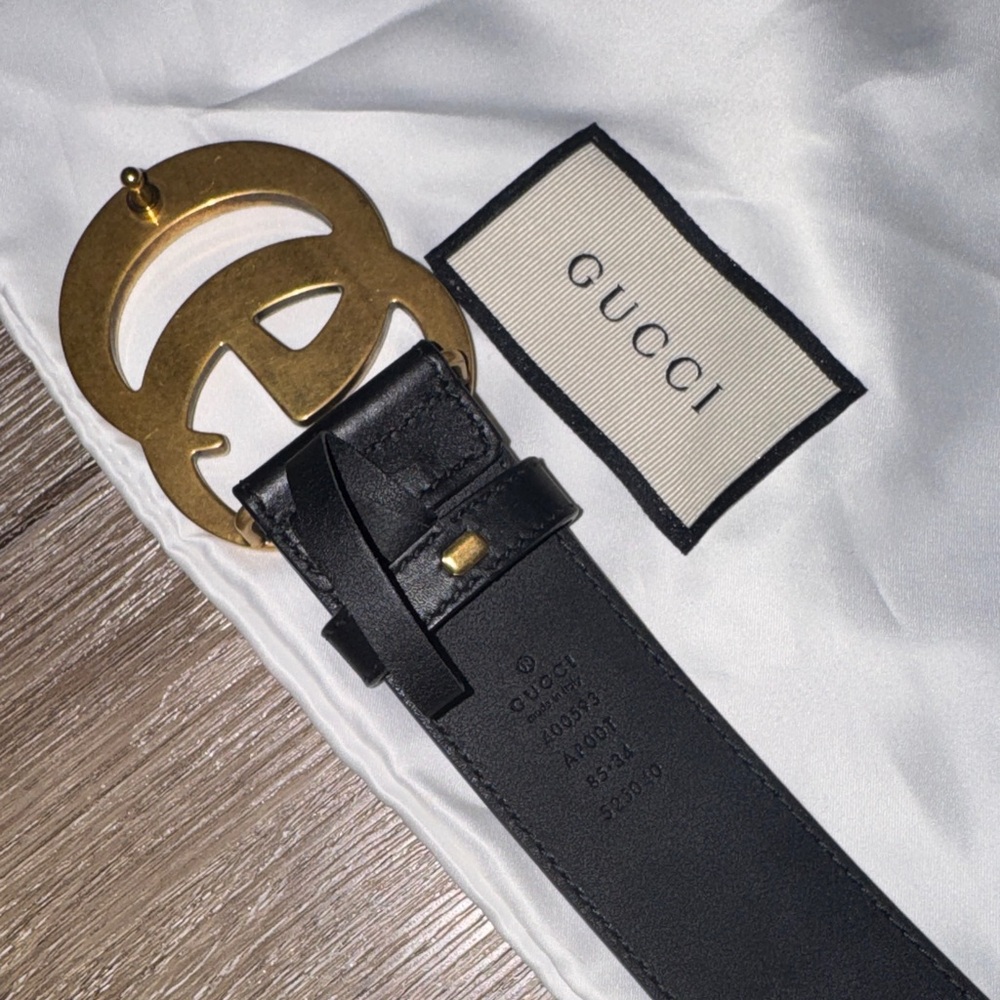 Gucci Black Belt with Gold GG Buckle - Picture 5 of 6